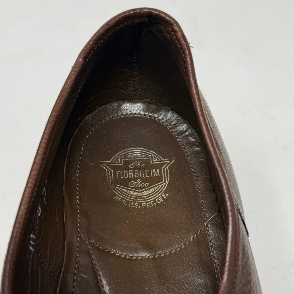 Florsheim Brown Leather Loafers Vintage 80s 90s Moc Toe 10D Preppy Retro Money